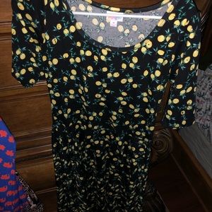 LulaRoe Nicole lemon dress. Worn once. EUC.